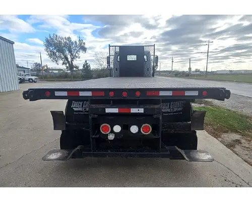 FREIGHTLINER M2 106 Used Trucks