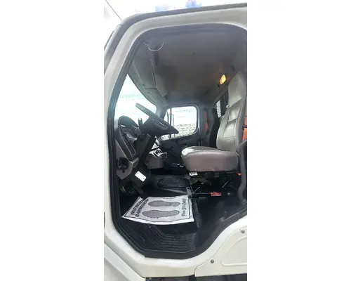 FREIGHTLINER M2 106 Used Trucks