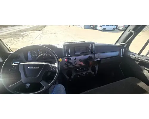 FREIGHTLINER M2 106 Used Trucks