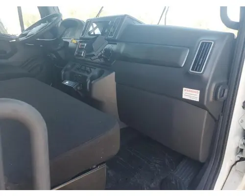 FREIGHTLINER M2 106 Used Trucks