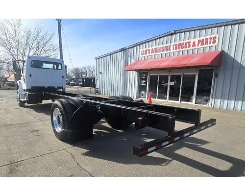 FREIGHTLINER M2 106 Used Trucks