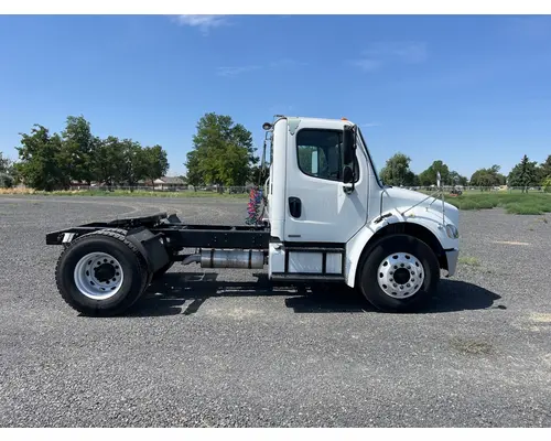 FREIGHTLINER M2 106 VEHICLE FOR SALE