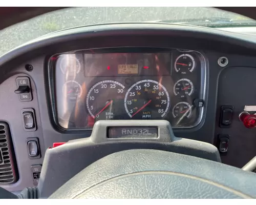 FREIGHTLINER M2 106 Vehicle For Sale