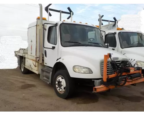 FREIGHTLINER M2 106 Vehicle For Sale