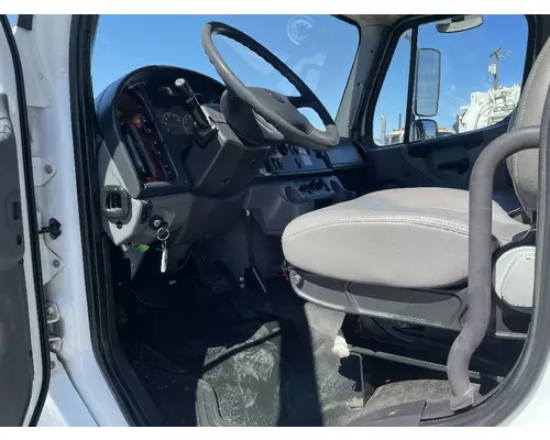 FREIGHTLINER M2 106 Vehicle For Sale