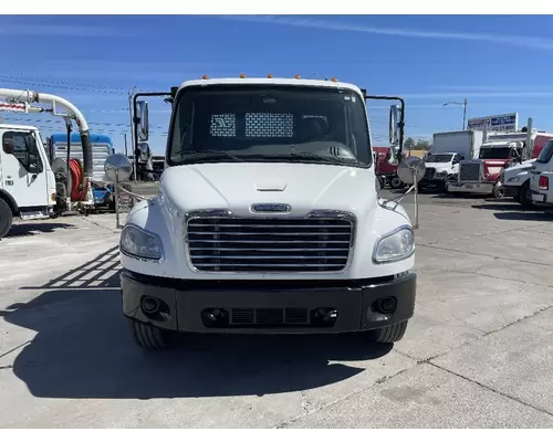 FREIGHTLINER M2 106 Vehicle For Sale