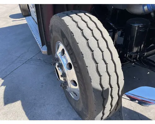 FREIGHTLINER M2 106 Vehicle For Sale