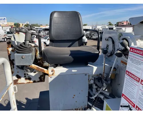 FREIGHTLINER M2 106 Vehicle For Sale