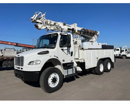 FREIGHTLINER M2 106 Vehicle For Sale