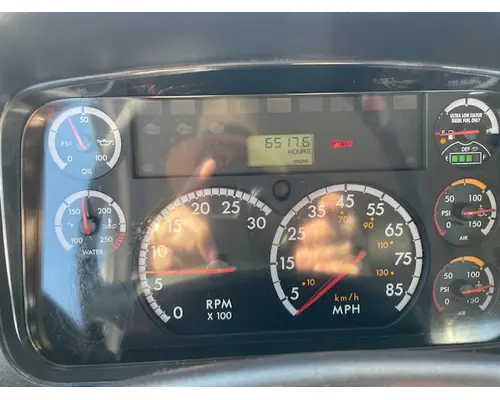 FREIGHTLINER M2 106 Vehicle For Sale