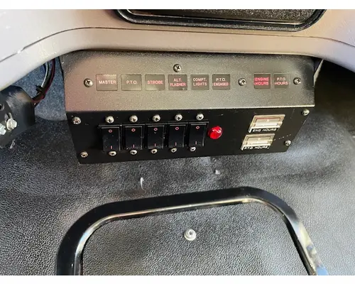 FREIGHTLINER M2 106 Vehicle For Sale