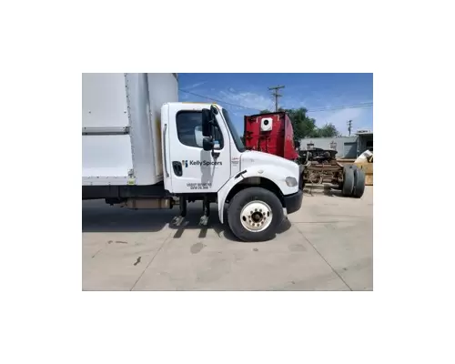 FREIGHTLINER M2 106 Vehicle For Sale