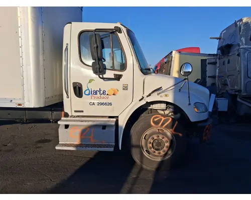 FREIGHTLINER M2 106 Vehicle For Sale