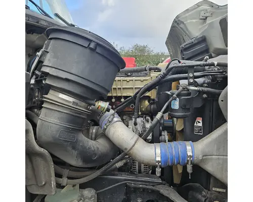 FREIGHTLINER M2 106 WHOLE TRUCK FOR RESALE