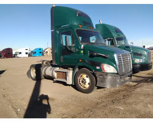 FREIGHTLINER M2 106 WHOLE TRUCK FOR RESALE