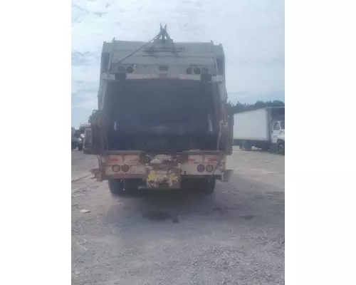 FREIGHTLINER M2 106 WHOLE TRUCK FOR RESALE