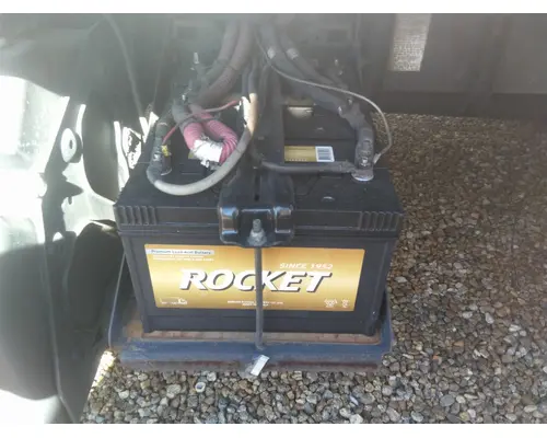 FREIGHTLINER M2 106 WHOLE TRUCK FOR RESALE