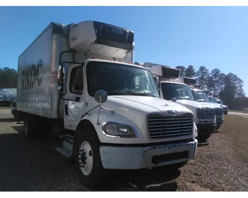 FREIGHTLINER M2 106 WHOLE TRUCK FOR RESALE