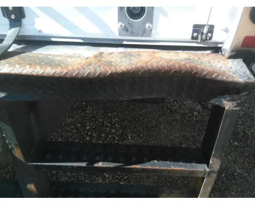 FREIGHTLINER M2 106 WHOLE TRUCK FOR RESALE