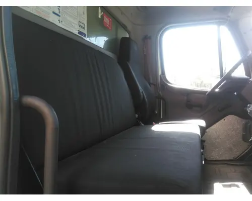 FREIGHTLINER M2 106 WHOLE TRUCK FOR RESALE