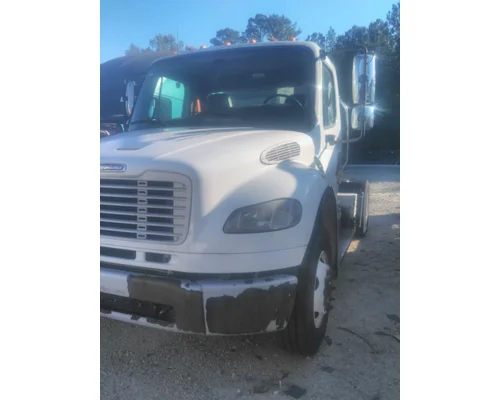 FREIGHTLINER M2 106 WHOLE TRUCK FOR RESALE