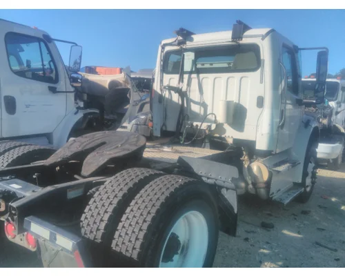 FREIGHTLINER M2 106 WHOLE TRUCK FOR RESALE