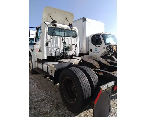 FREIGHTLINER M2 106 WHOLE TRUCK FOR RESALE