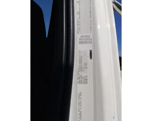 FREIGHTLINER M2 106 WHOLE TRUCK FOR RESALE