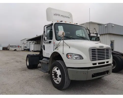 FREIGHTLINER M2 106 WHOLE TRUCK FOR RESALE