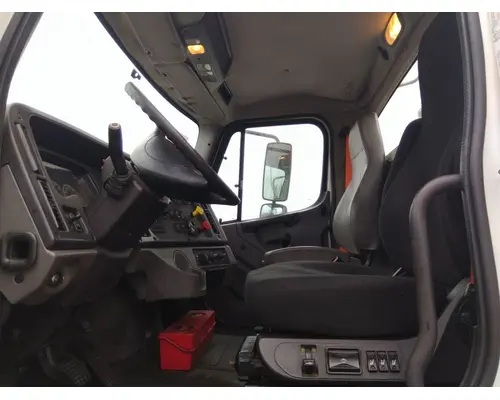 FREIGHTLINER M2 106 WHOLE TRUCK FOR RESALE