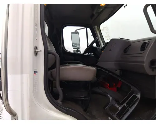 FREIGHTLINER M2 106 WHOLE TRUCK FOR RESALE