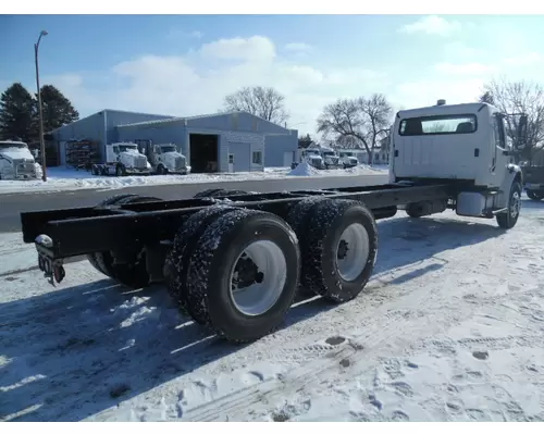 FREIGHTLINER M2 106 WHOLE TRUCK FOR RESALE