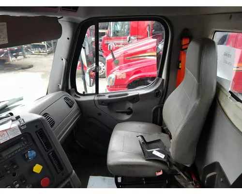 FREIGHTLINER M2 106 WHOLE TRUCK FOR RESALE