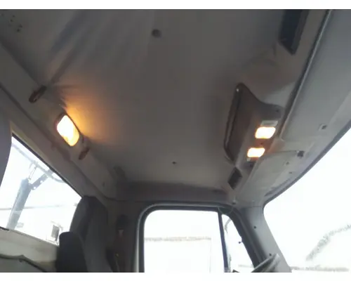 FREIGHTLINER M2 106 WHOLE TRUCK FOR RESALE