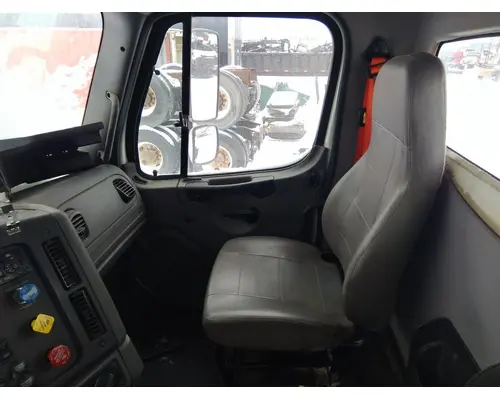 FREIGHTLINER M2 106 WHOLE TRUCK FOR RESALE