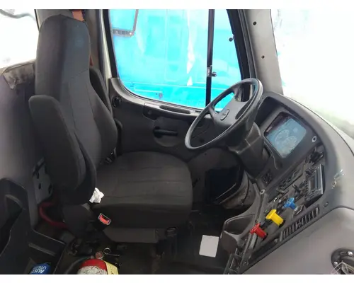 FREIGHTLINER M2 106 WHOLE TRUCK FOR RESALE