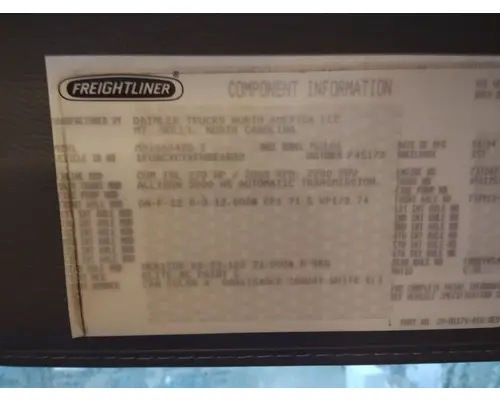 FREIGHTLINER M2 106 WHOLE TRUCK FOR RESALE