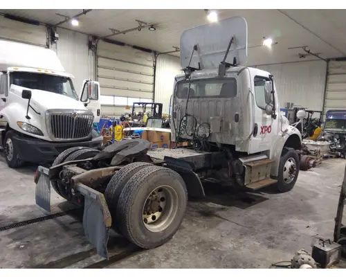 FREIGHTLINER M2 106 WHOLE TRUCK FOR RESALE
