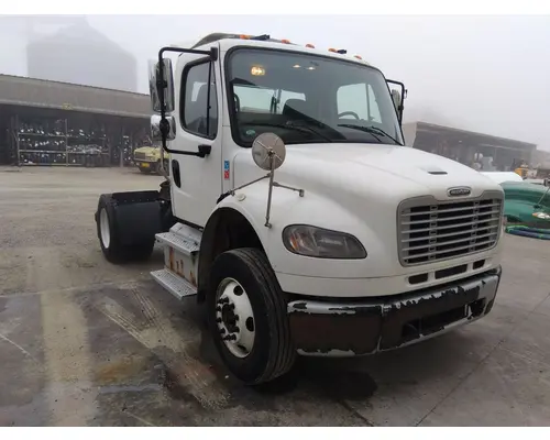 FREIGHTLINER M2 106 WHOLE TRUCK FOR RESALE