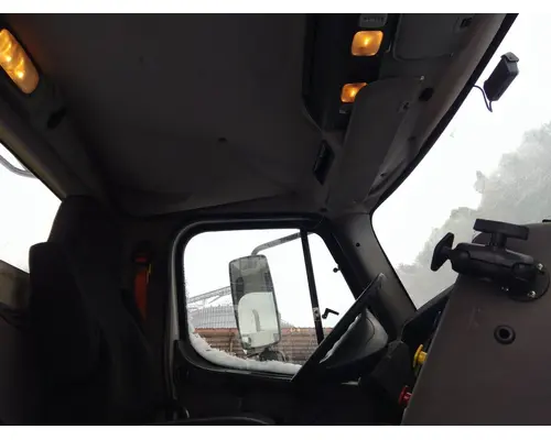 FREIGHTLINER M2 106 WHOLE TRUCK FOR RESALE