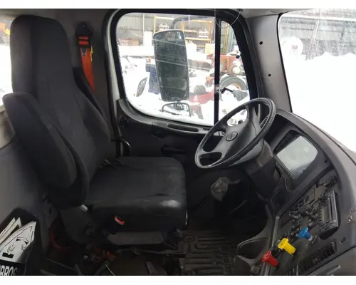 FREIGHTLINER M2 106 WHOLE TRUCK FOR RESALE