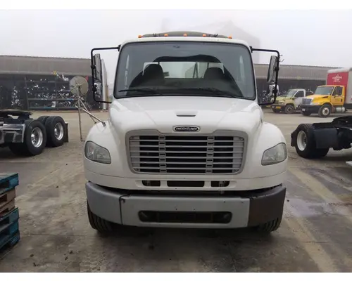 FREIGHTLINER M2 106 WHOLE TRUCK FOR RESALE