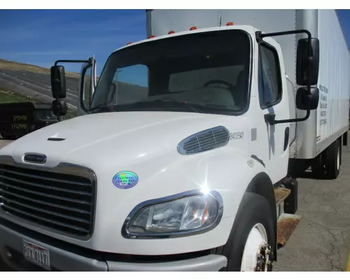 FREIGHTLINER M2 106 WHOLE TRUCK FOR RESALE