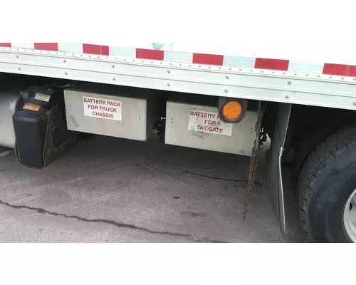 FREIGHTLINER M2 106 WHOLE TRUCK FOR RESALE