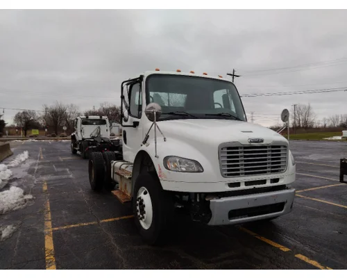 FREIGHTLINER M2 106 WHOLE TRUCK FOR RESALE