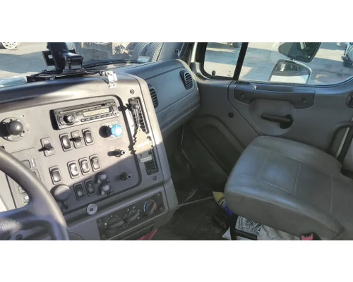 FREIGHTLINER M2 106 WHOLE TRUCK FOR RESALE