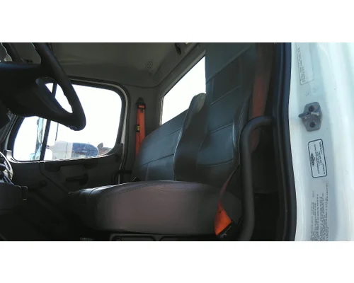 FREIGHTLINER M2 106 WHOLE TRUCK FOR RESALE