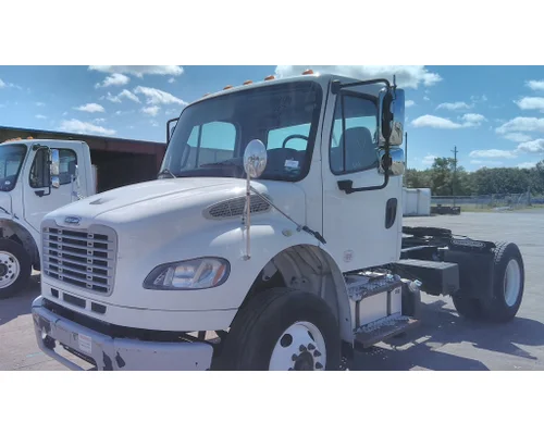 FREIGHTLINER M2 106 WHOLE TRUCK FOR RESALE