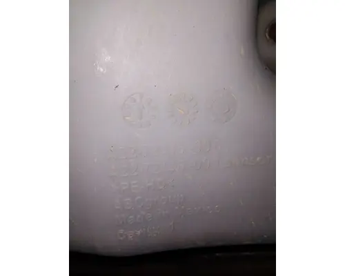 FREIGHTLINER M2 106 WINDSHIELD WASHER RESERVOIR