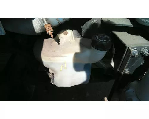 FREIGHTLINER M2 106 WINDSHIELD WASHER RESERVOIR